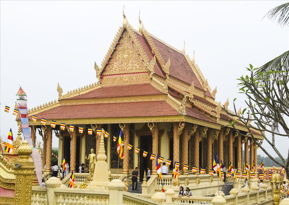 Chánh điện của Chùa Khmer